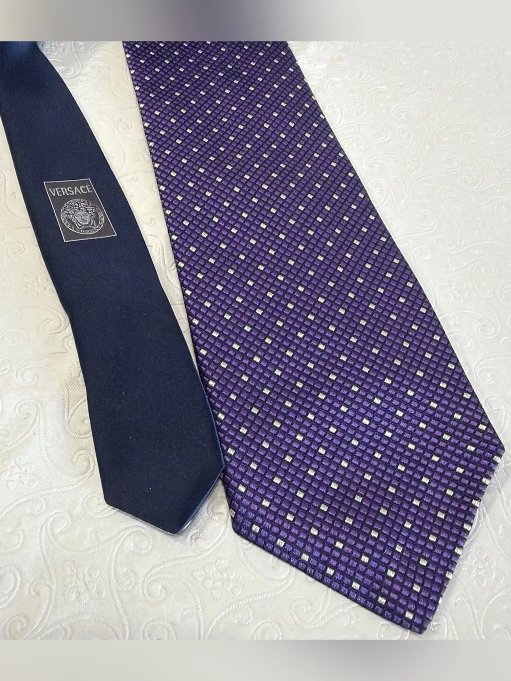 Versace Neck Tie 100 Silk Medusa Logo Purple Textured Woven Italian Silk Classic